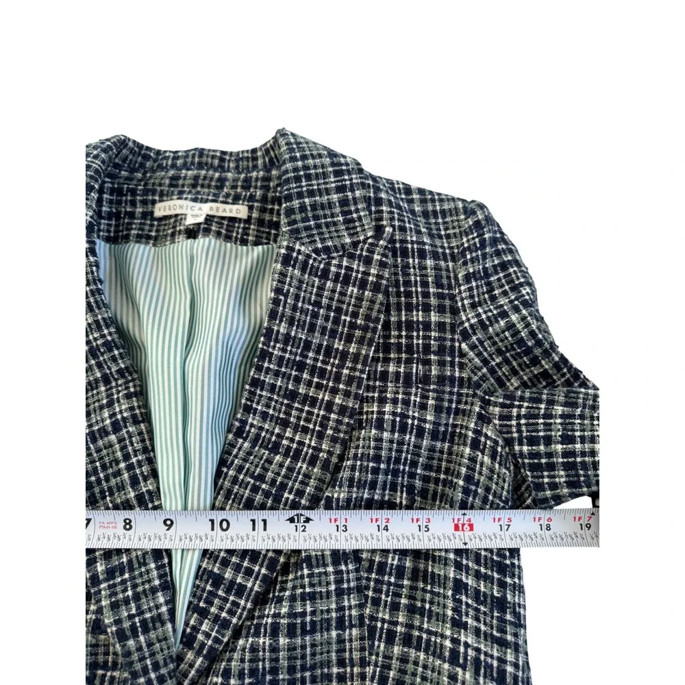Veronica Beard Cutaway Dickey Blazer 8 Navy Plaid Tweed Quiet Luxury Jacket